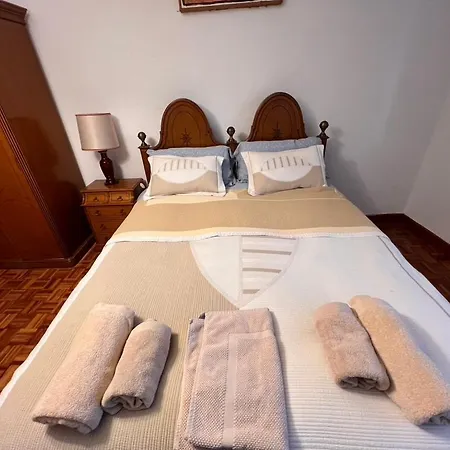 Luminoso Piso Grande Con Garaje En El Centro.