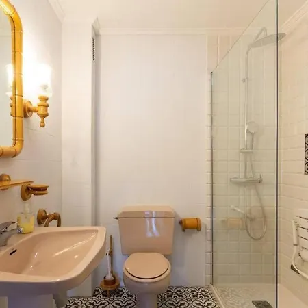 Apartment Luminoso Piso Grande Con Garaje En El Centro.