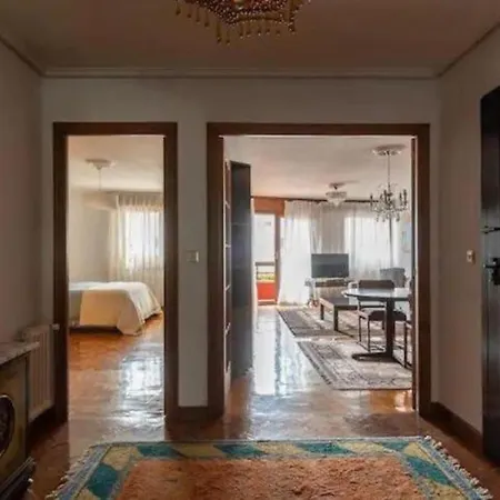 公寓 Luminoso Piso Grande Con Garaje En El Centro. 桑坦德