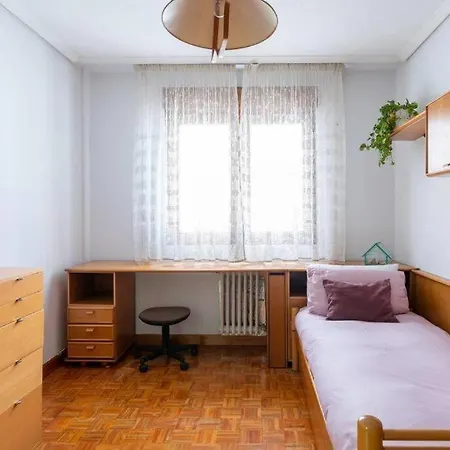 Luminoso Piso Grande Con Garaje En El Centro. * 桑坦德