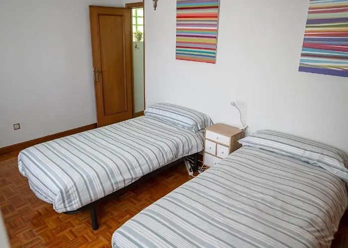 Apartment Luminoso Piso Grande Con Garaje En El Centro. Santander